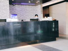 -桔子酒店(上海西藏北路地铁站店)