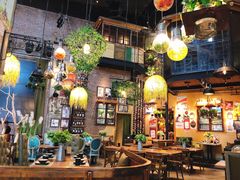 大堂-临界音乐酒馆·小龙虾·江湖菜(华熙LIVE·鱼洞店)