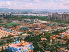 -七彩云南欢乐世界