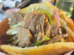 -壹阁胡羊焖饼(特色小吃街店)