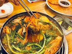 -喇喇排骨火锅·传统韩式脊骨汤(望京西园总店)
