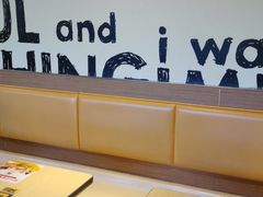 大堂-麦当劳(军博店)