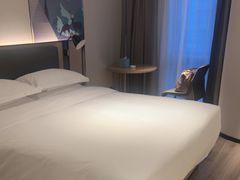 -宜尚酒店(广州上下九永庆坊长寿路地铁站店)