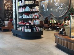 -星巴克臻选(惠州华贸天地1楼店)