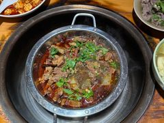 -大众跷脚牛肉馆·非遗传承单位(峨眉山店)