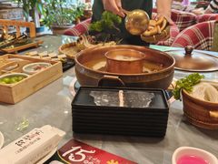 -慢丽江·云南野生菌土鸡锅(付家庄店)