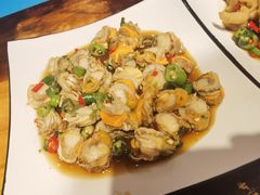 -臻鲜燕海鲜融合餐厅(金陵style店)