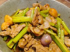 -吕氏焗小鲜•海鲜青岛菜(总店)