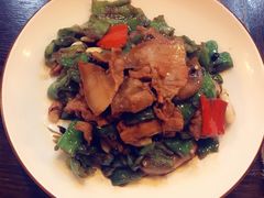 爱吃小炒肉-薄荷小筑融合音乐餐吧(农业路店)