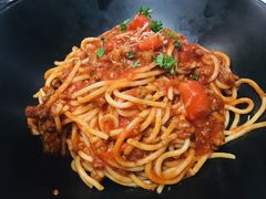 传统肉酱意大利面-食间牛排(湖西路店)
