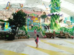 -望儿山温泉水乐园