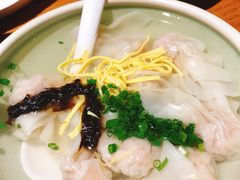 招牌鲜虾小馄饨-苏小柳手工点心(人民广场分院)