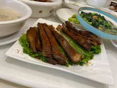 -沪华海鲜大酒楼(南汇店)
