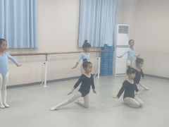 -梧桐花语舞蹈培训中心(潞城校区)