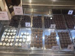 -VENCHI 闻绮(北京国贸商城店)