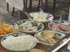 -刘姐啤酒鱼民族演艺餐厅(西街总店)