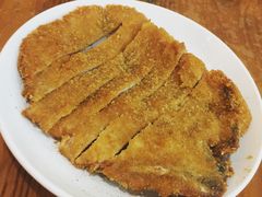 炸猪排-潘国仙耳光馄饨(黄家阙路店)