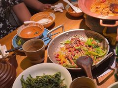 -吃饭皇帝大土家民族菜(正大广场店)