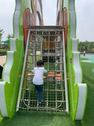 -季高兔窝窝亲子园(上海薰衣草公园店)