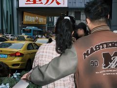 -观音桥步行街