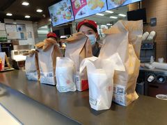 -麦当劳(中二横路店)