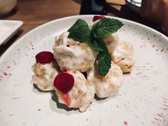 宫保虾球-小大董·烤鸭(凤凰汇店)