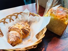 黄金流奶羊角-麦田工坊(月湖店)