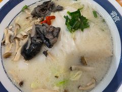 -霸蛮湖南菜·牛肉粉(荣京西街店)