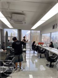 -镁连社·美联社