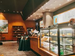 面包甜点陈列柜-星巴克(武汉金色港湾店)