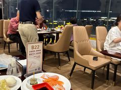-荣誉国际酒店-云顶旋转餐厅