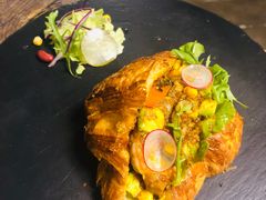 夏威夷海鲜可颂-HIGH FIVE哈福手工汉堡(桂林路店)