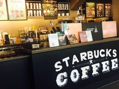 -星巴克(西藏路店)