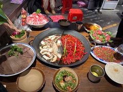 -萍姐火锅·公路夜市(武汉首店)