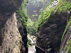 -龙水峡地缝景区