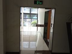 -无界眼镜MaxLess(滨江星光大道店)