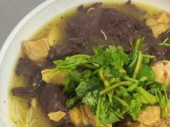 -文山荷鲜居(翠湖店)