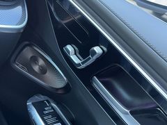 -上海星瀚奔驰4S店(红柳路店)