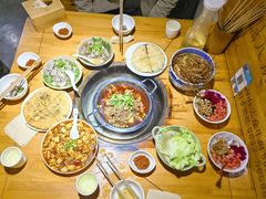 -大众跷脚牛肉馆·非遗传承单位(峨眉山店)