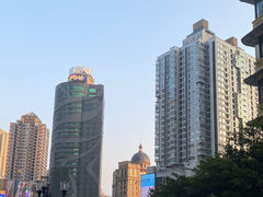 -Ting无边际江景酒店(重庆解放碑云端之眼店)