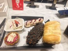 -HOT CRUSH趁热集合·现烤面包(上海环球港店)