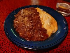 红烩牛肉蛋包饭-羽深肉铺 Steak & Wine