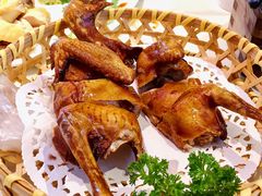 金牌脆皮乳鸽-茶小点(丽悦新天店)