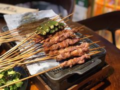 炭烤牛肉串-黄鱼炙夜·烧烤·小龙虾(世茂缤谷店)