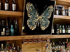 -145号U&Lounge Bar