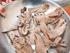 -老石黑山羊毛驴肉火锅(金凯广场店)