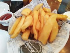 -Hooley's活利仕西餐厅(珠江新城店)
