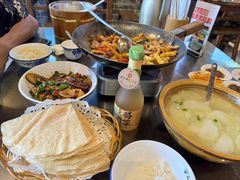 -富正毅三下锅·湘西韵味(天门山索道店)