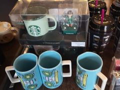 -星巴克臻选(呼和浩特维多利摩尔城店)