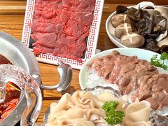 -佬土鹅肠火锅(解放路店)